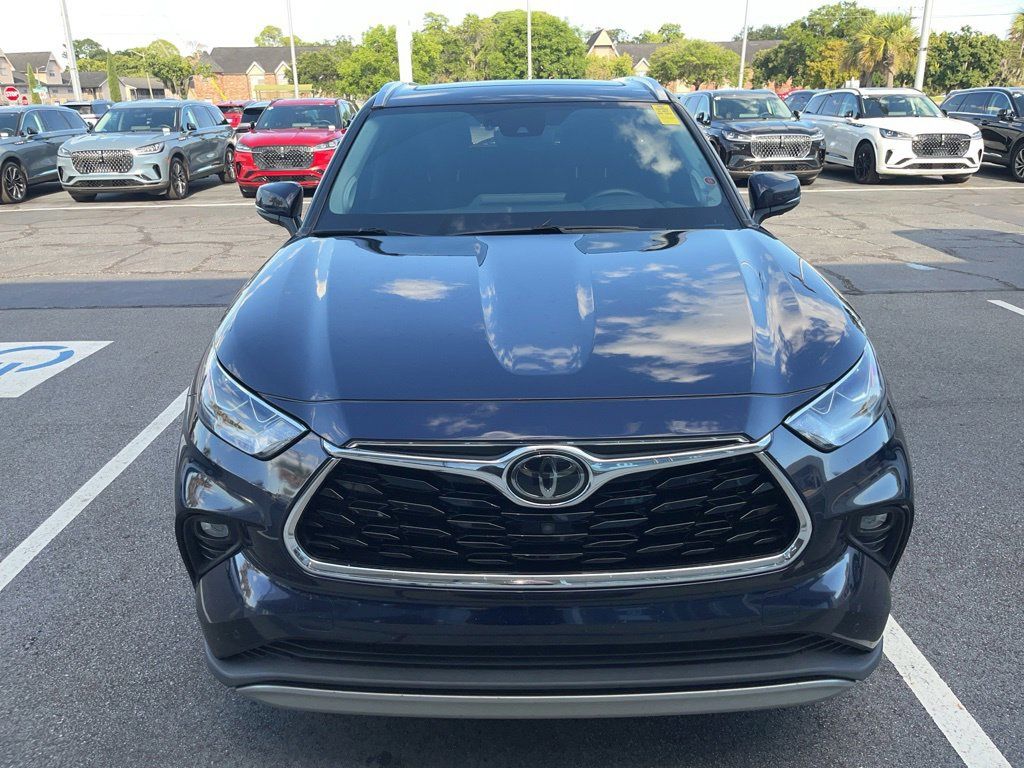 2020 Toyota Highlander Platinum