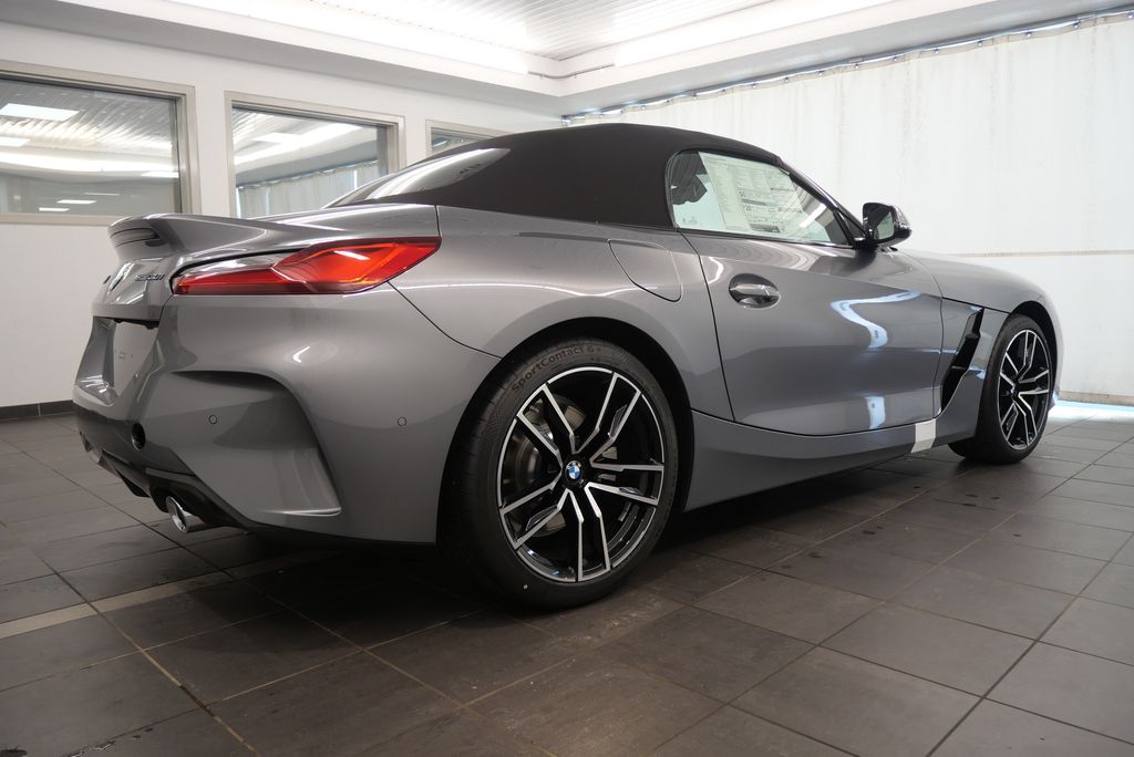 2025 BMW Z4 sDrive30i 7