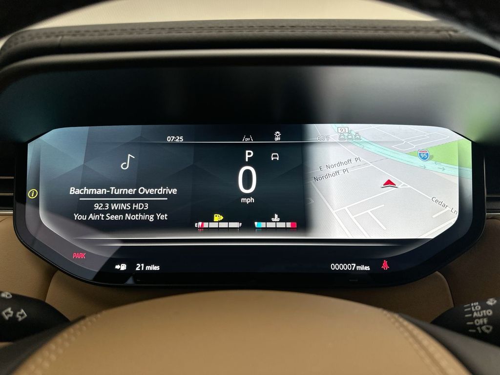 Thumbnail: 2026 Land Rover Range Rover Sport - 15