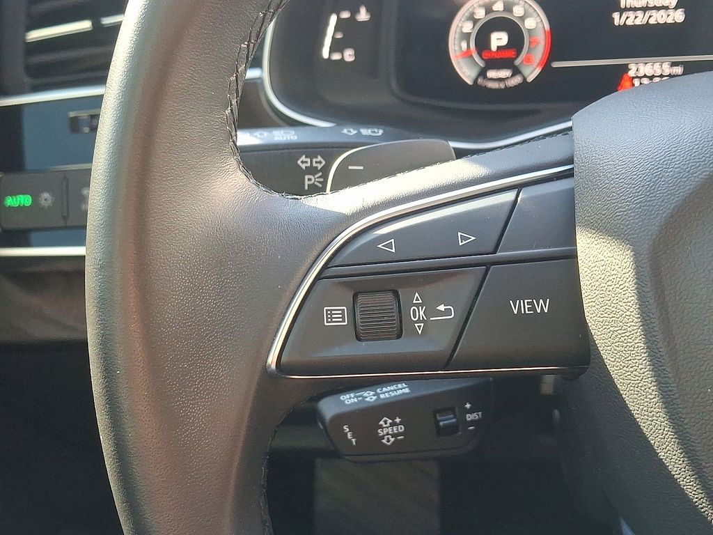 Thumbnail: 2022 Audi Q8 - 22