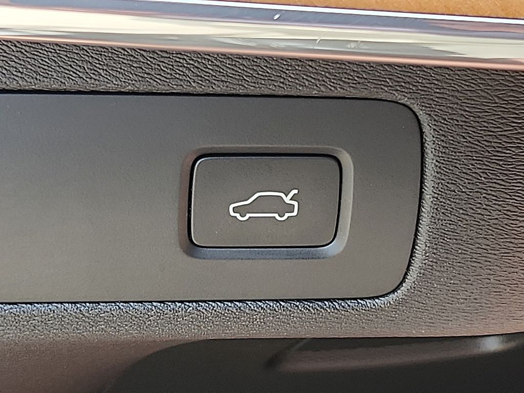 2018 Volvo XC90 T6 Inscription 27