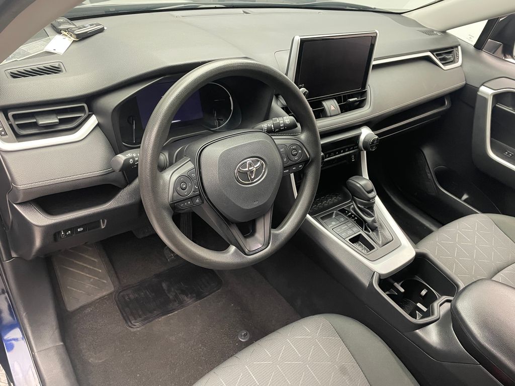 2023 Toyota RAV4 XLE 11