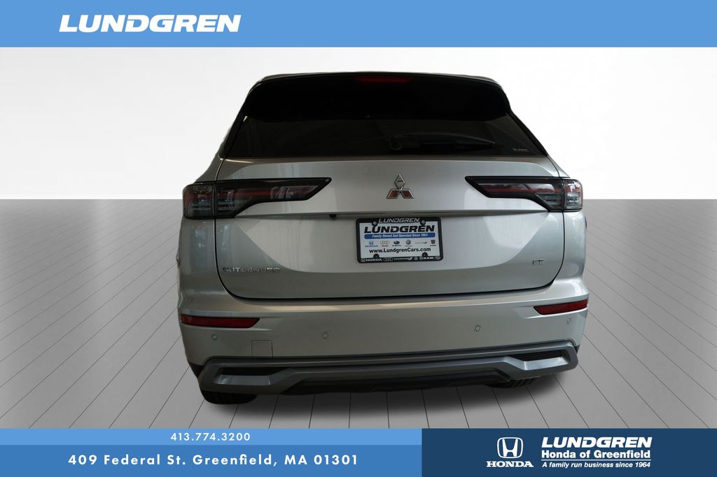 Used 2025 Mitsubishi Outlander SUV