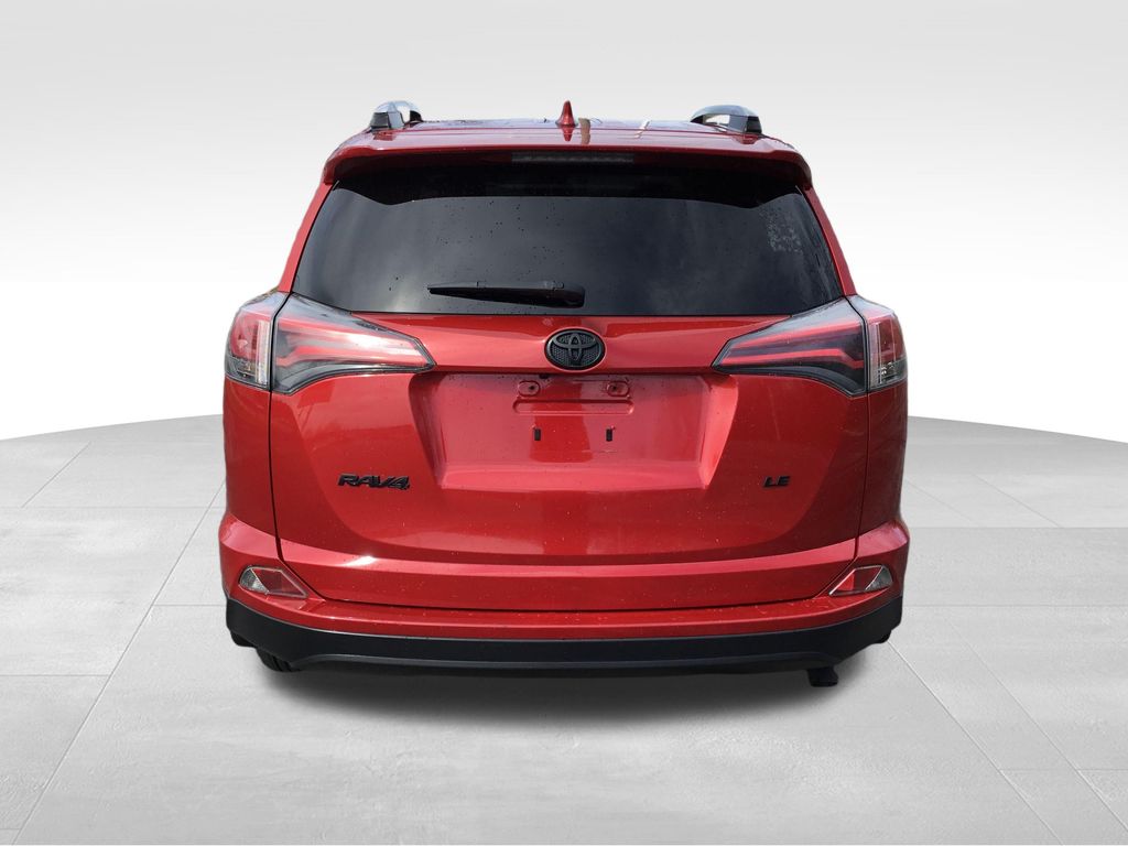 Thumbnail: 2017 Toyota RAV4 - 4