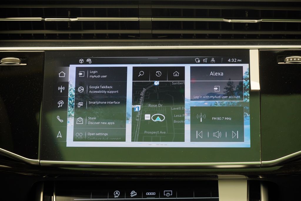 Thumbnail: 2025 Audi Q8 - 15