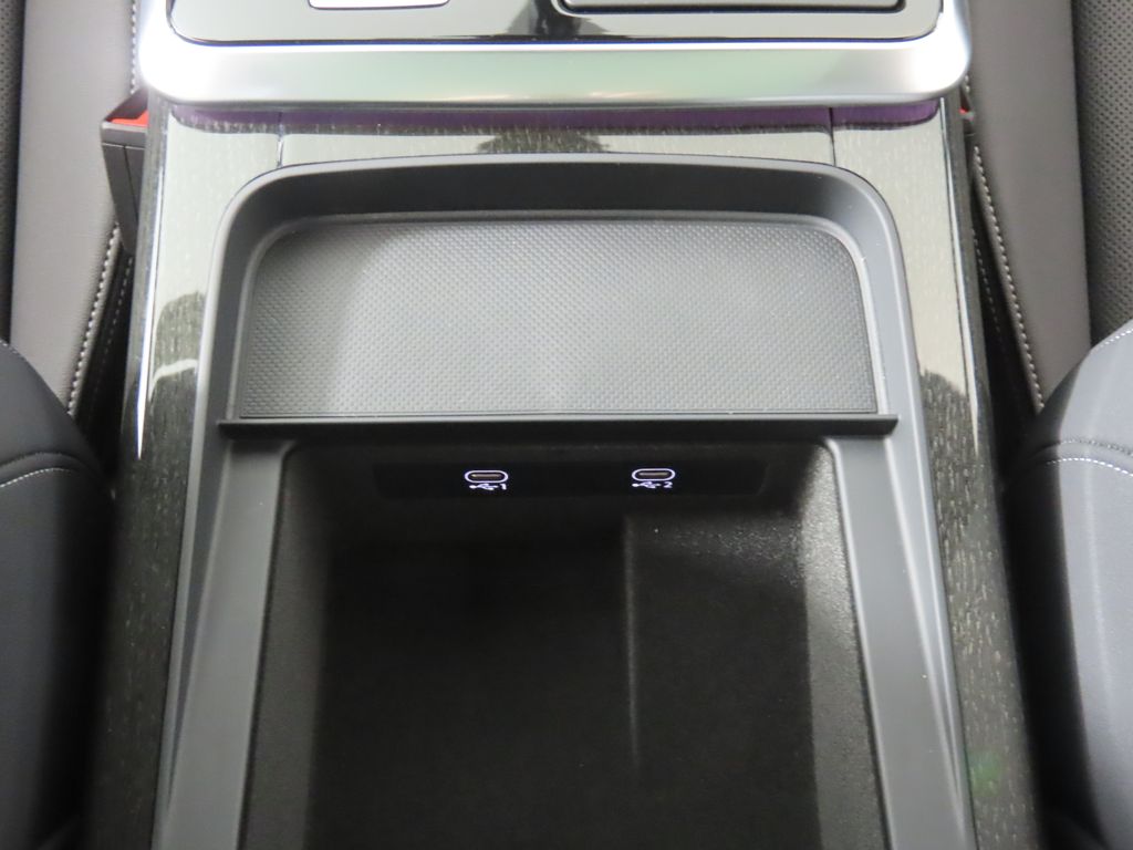 Thumbnail: 2025 Audi Q7 - 22