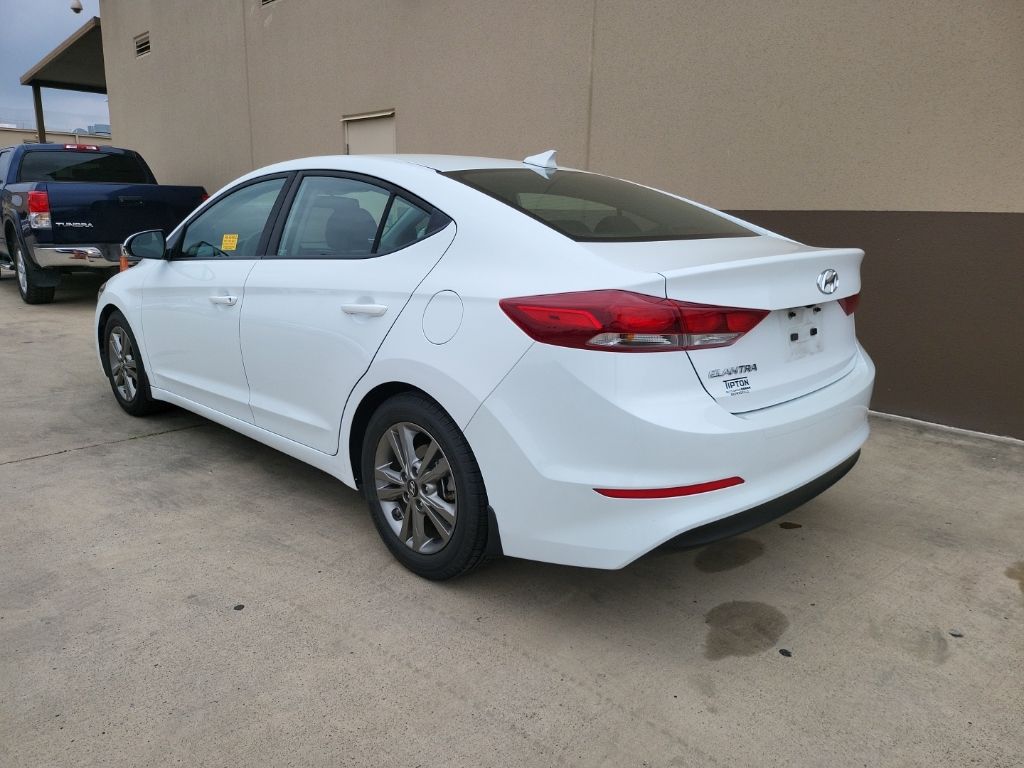 2018 Hyundai Elantra SEL 2