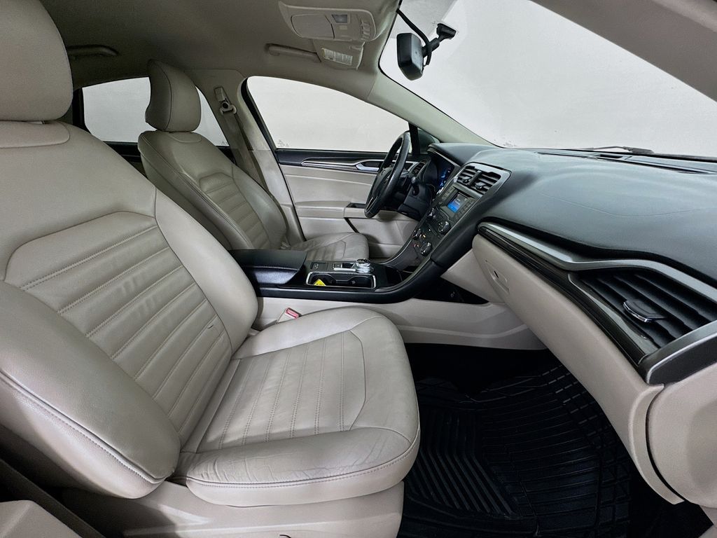 Used Car 2017 Ford Fusion  Se For Sale Under $10,000 In Austin, Texas