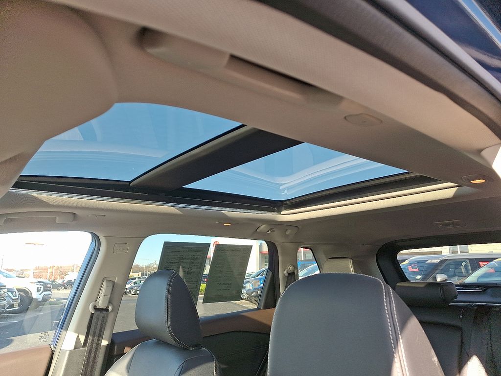 Thumbnail: 2022 Nissan Rogue - 15