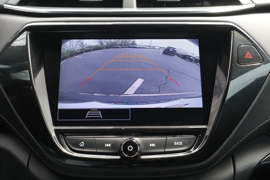 Thumbnail: 2023 Chevrolet TrailBlazer - 16