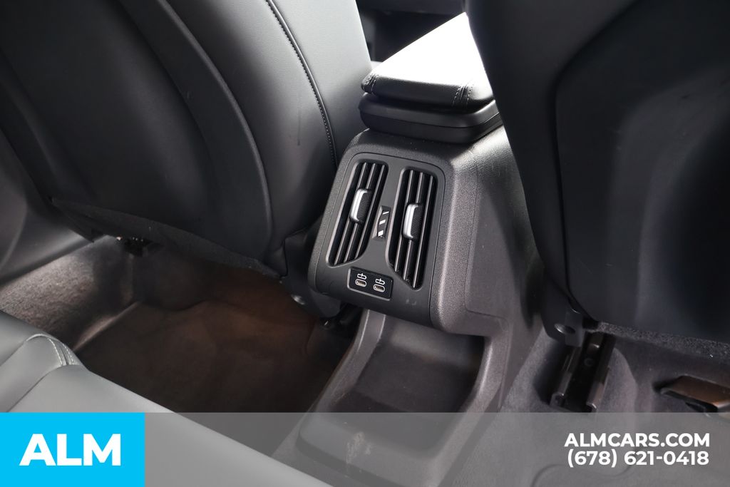 Used 2025 White BMW xDrive28i image 28
