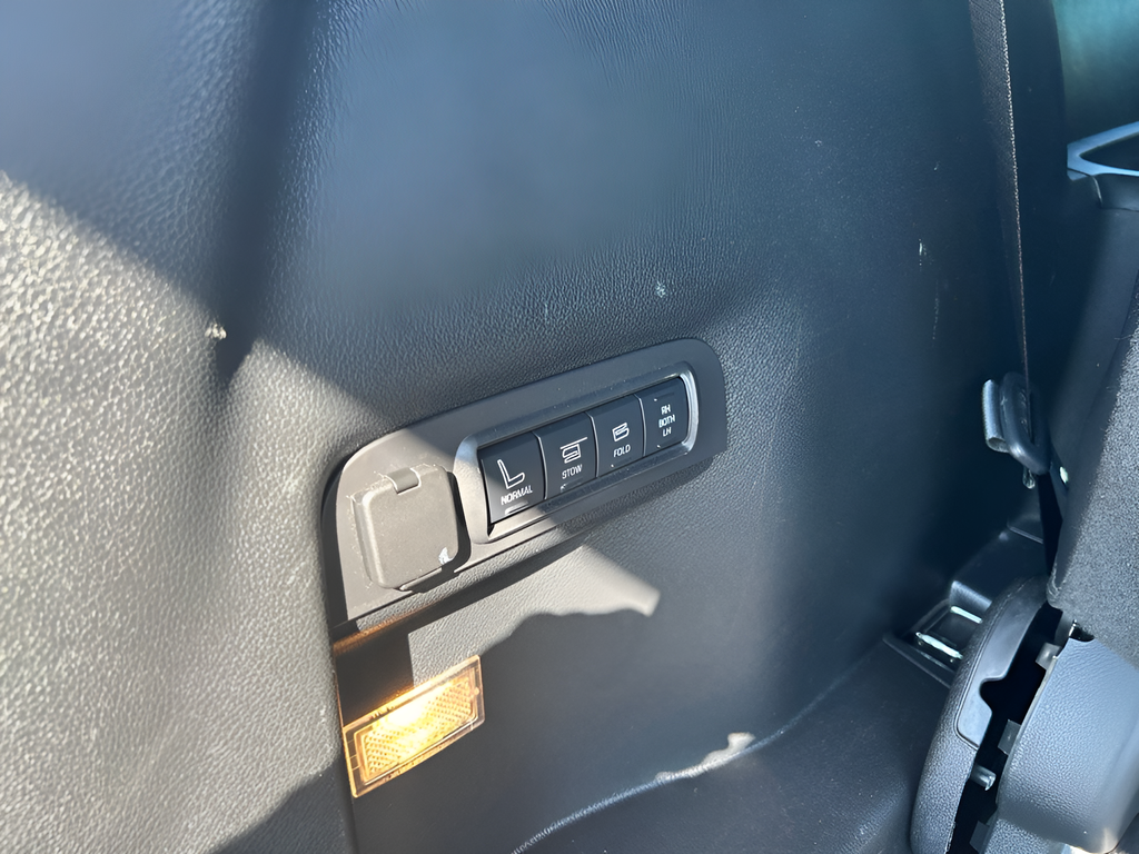 Used 2017 Ford Explorer SUV