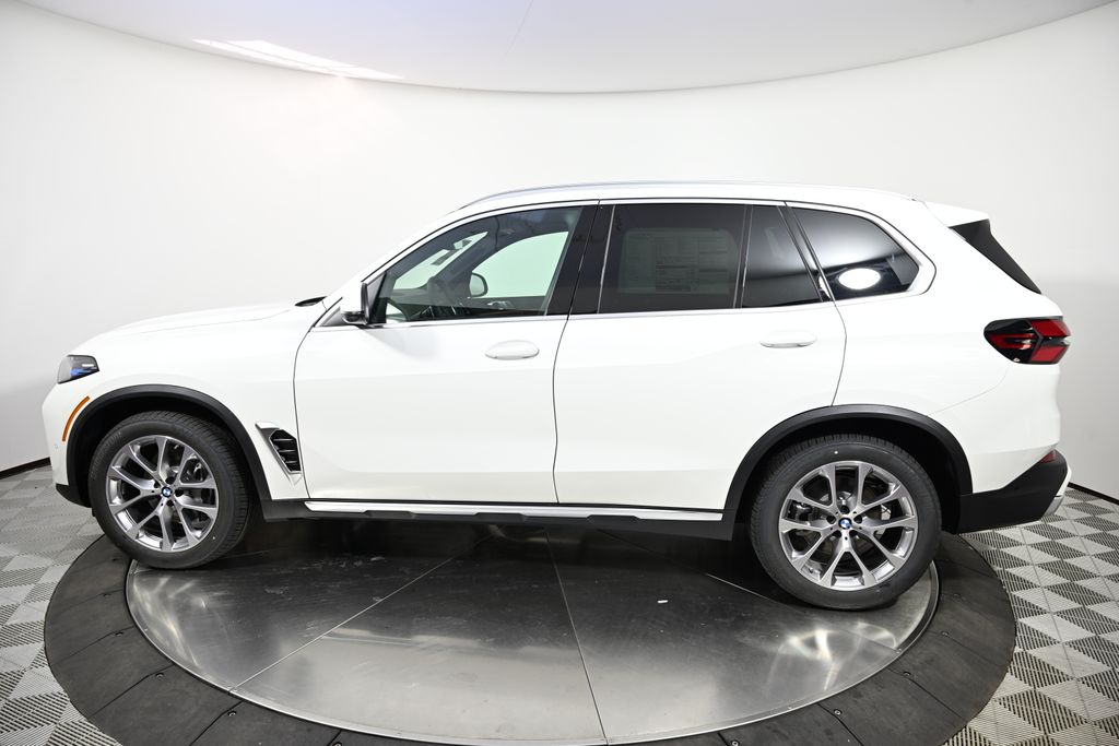 Thumbnail: 2026 BMW X5 - 2