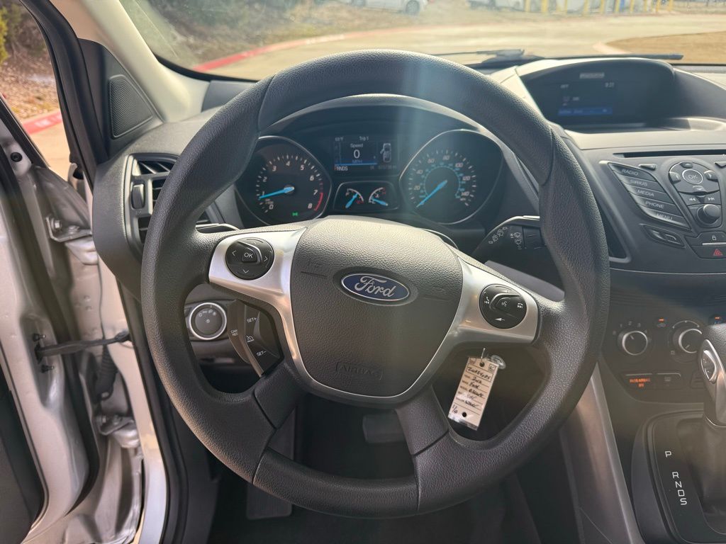 Thumbnail: 2016 Ford Escape - 16
