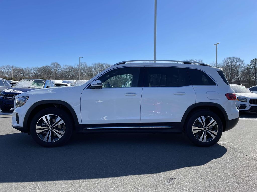 Thumbnail: 2025 Mercedes-Benz GLB - 8