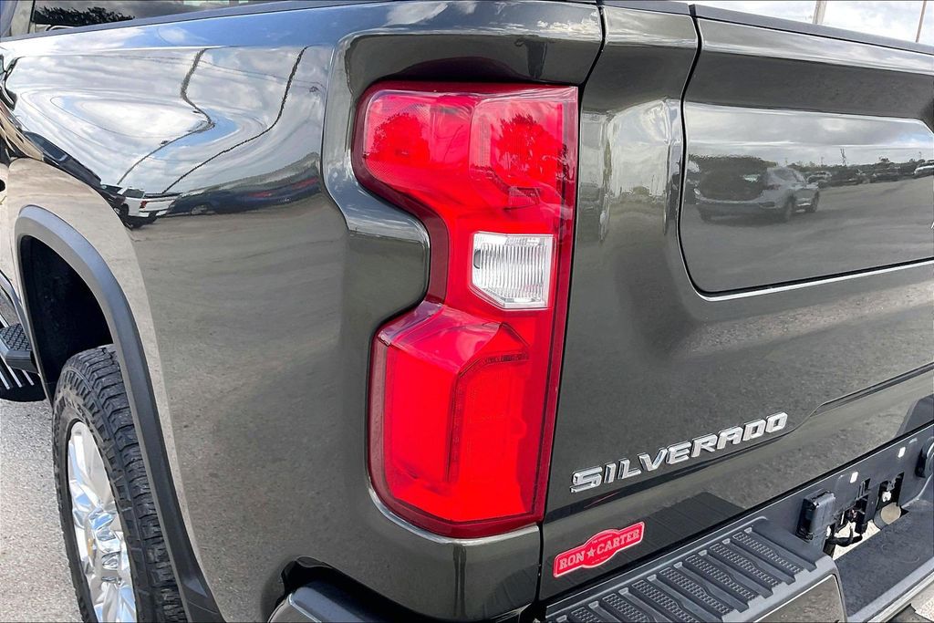 Used 2023 Chevrolet Silverado 3500HD High Country 4D Crew Cab