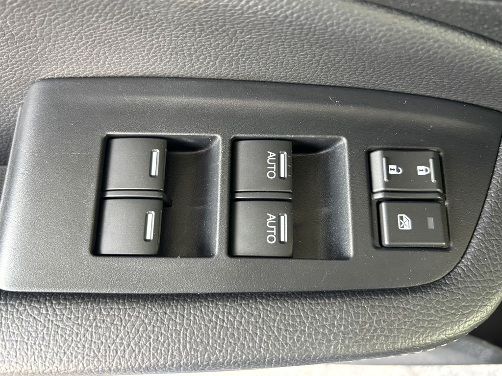 Thumbnail: 2025 Honda Ridgeline - 26