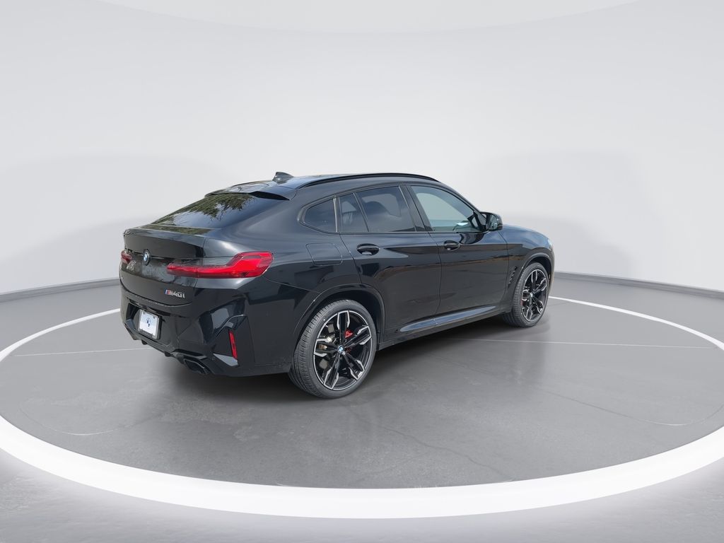 Thumbnail: 2023 BMW X4 - 8