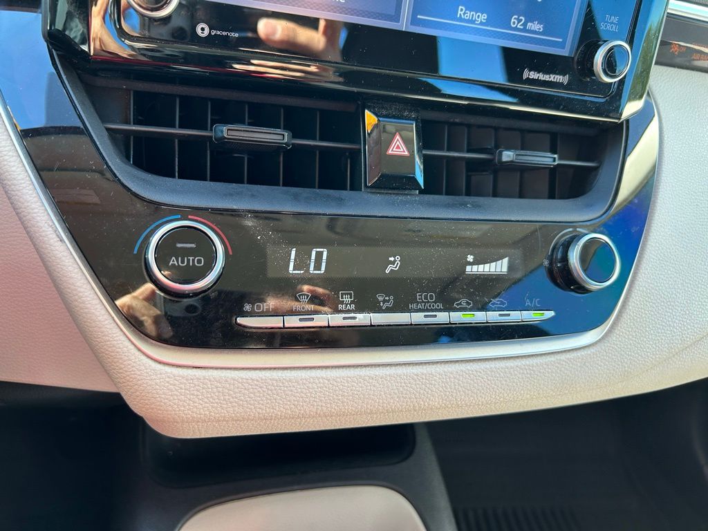 Thumbnail: 2022 Toyota Corolla - 24