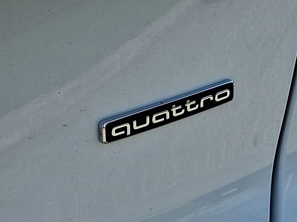 Thumbnail: 2026 Audi Q3 - 12