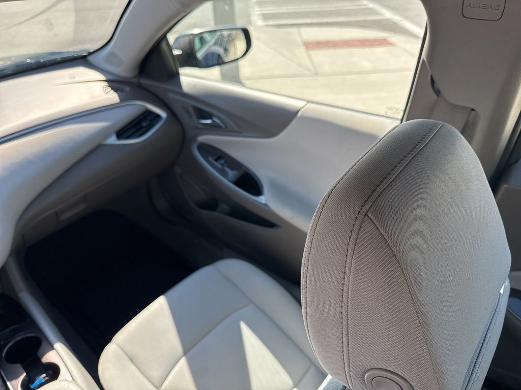 2018 Chevrolet Malibu LS
