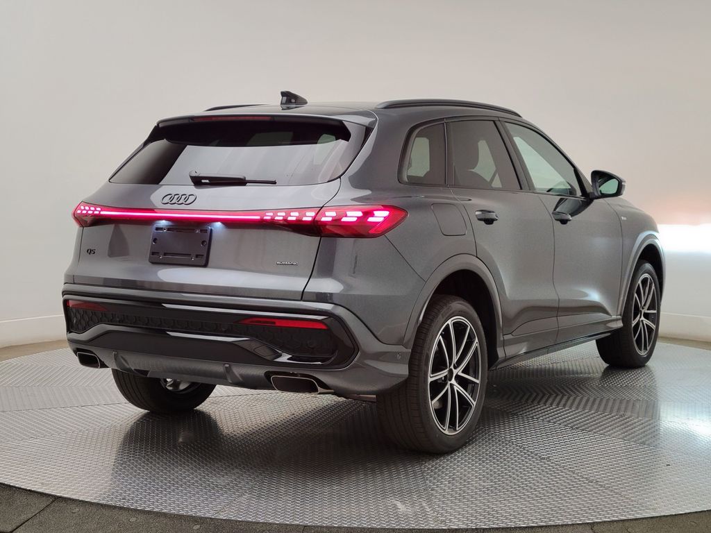 Thumbnail: 2026 Audi Q5 - 5