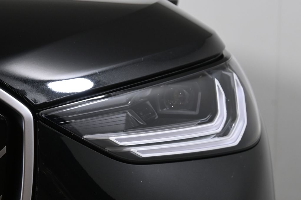 Thumbnail: 2026 BMW X3 - 11