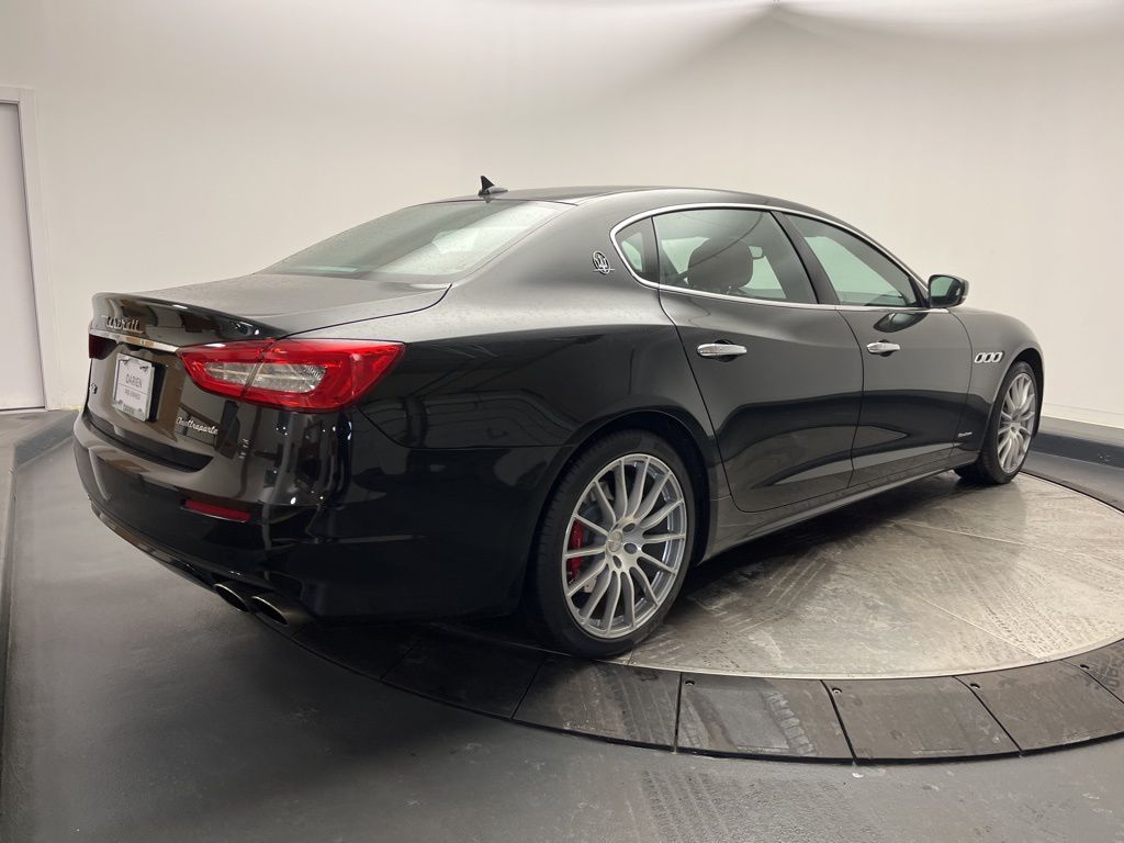 Thumbnail: 2018 Maserati Quattroporte - 5