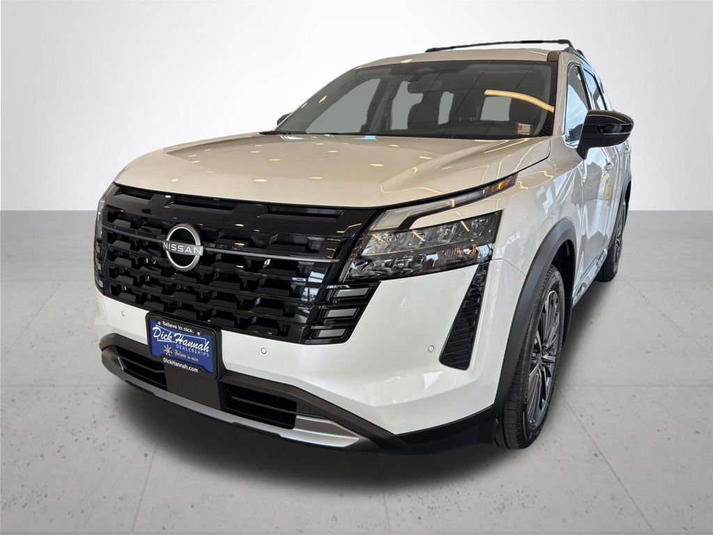 2026 Nissan Pathfinder Platinum