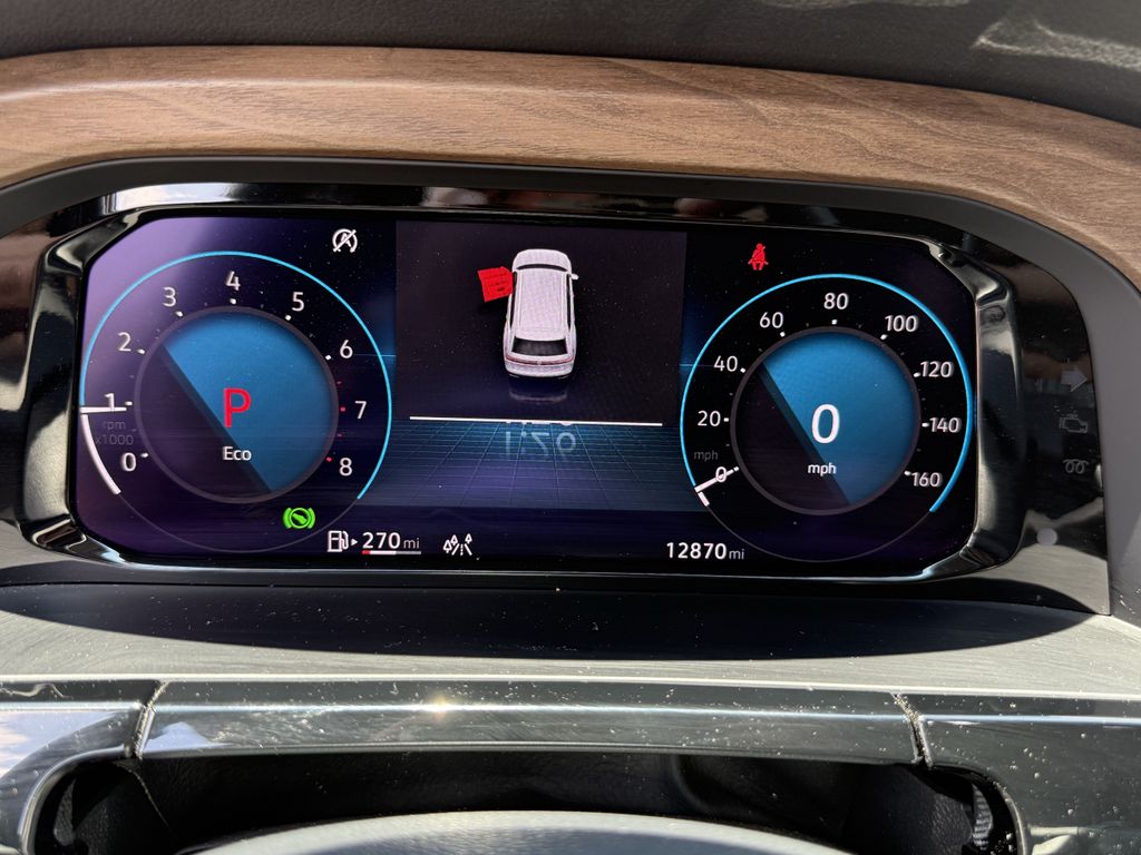 2024 Volkswagen Atlas 2.0T SE w/Technology  at Toyota of Victoria