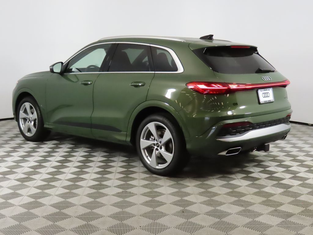 Thumbnail: 2025 Audi Q5 - 3