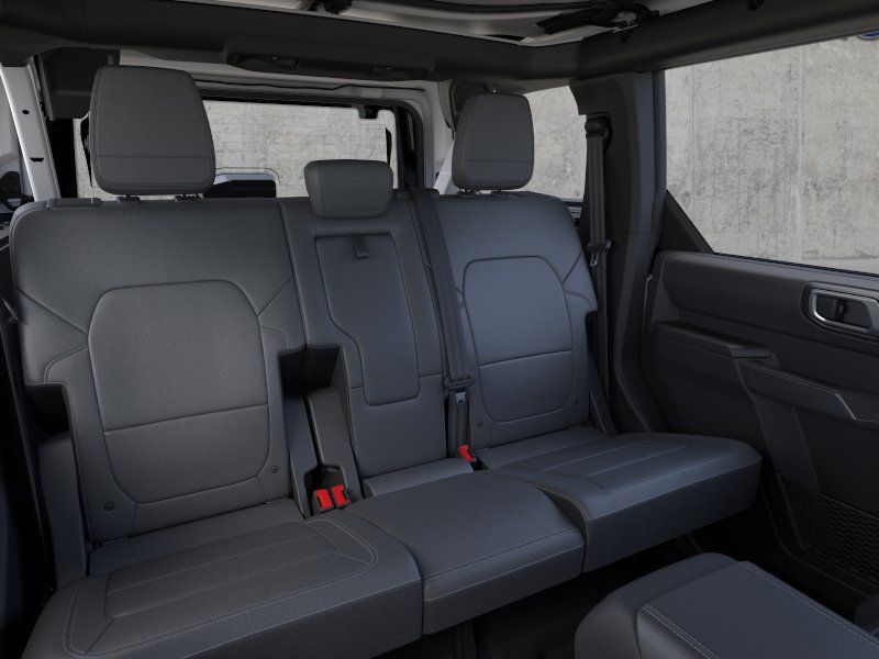 2026 Oxford White Ford Bronco Outer Banks 4X4 SUV