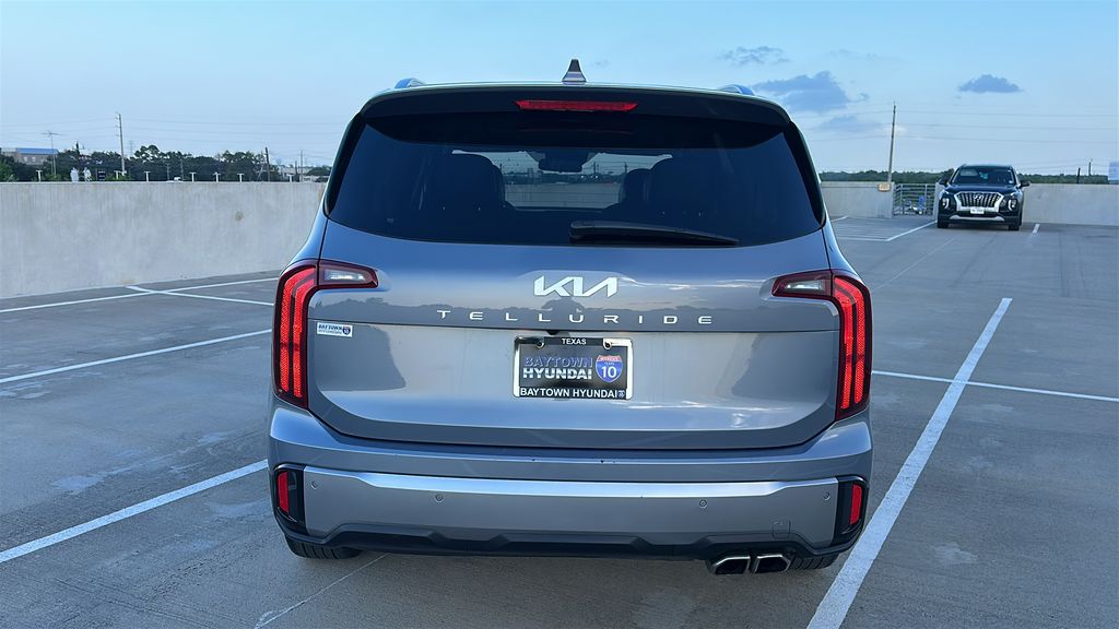 2025 Kia Telluride S Silver at Legacy Ford