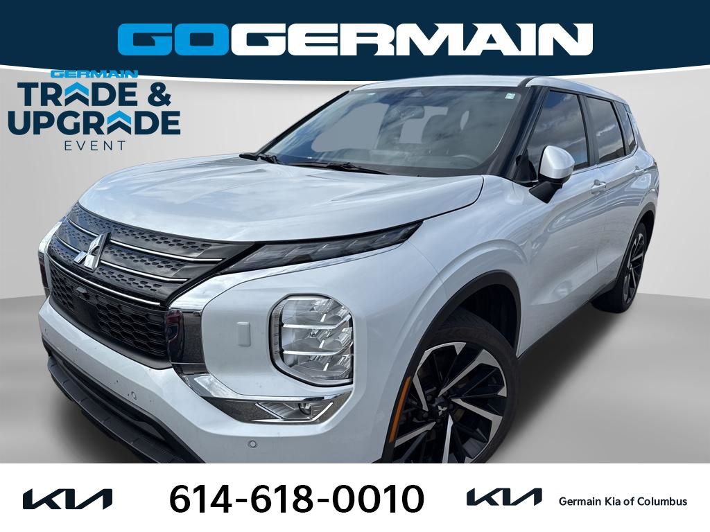 White Diamond 2023 Mitsubishi Outlander SE S-AWC SUV / Crossover All-Wheel Drive Continuously Variable Transmission