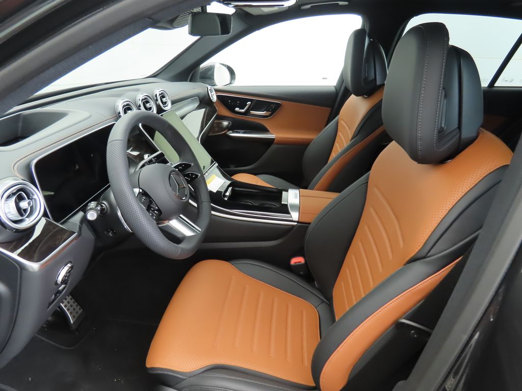 Thumbnail: 2026 Mercedes-Benz GLC - 20