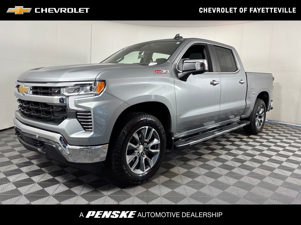 Sterling Gray Metallic 2025 Chevrolet Silverado 1500 Pickup Truck Four-Wheel Drive Automatic