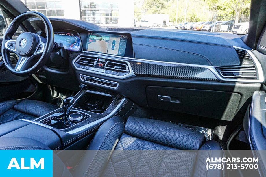 Used 2023 Black BMW M50i image 25