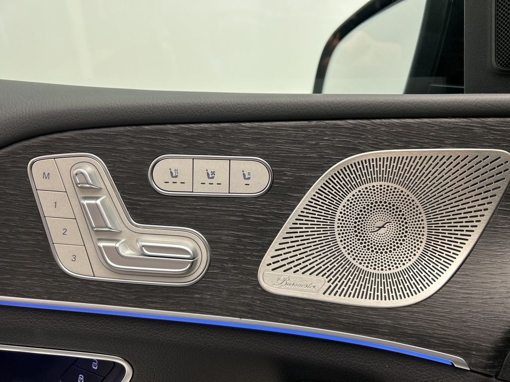 Thumbnail: 2026 Mercedes-Benz GLS - 22