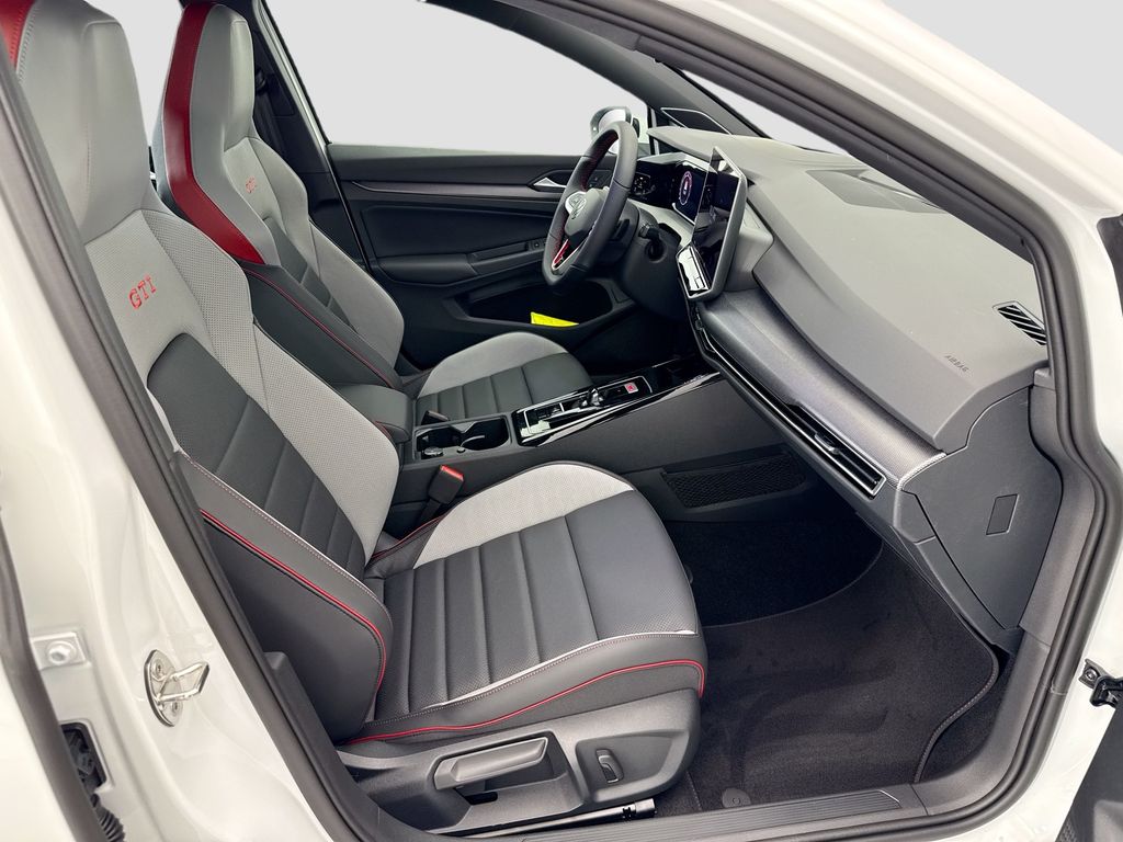 Thumbnail: 2026 Volkswagen Golf - 19
