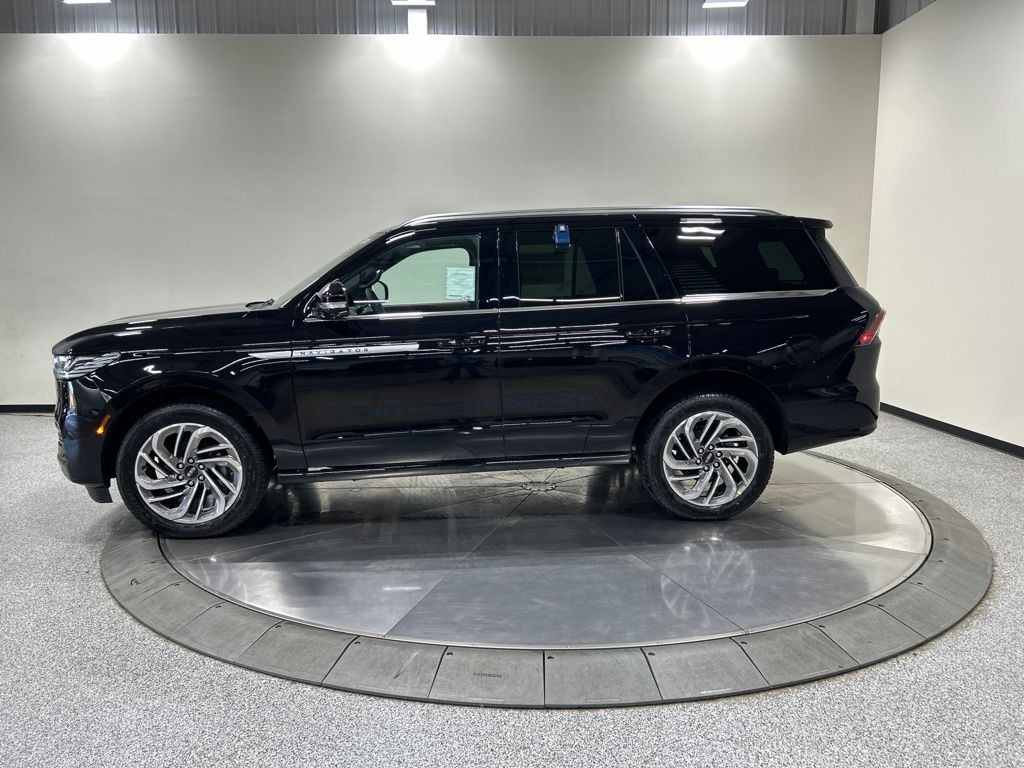 new 2026 Lincoln Navigator car, priced at $99,868