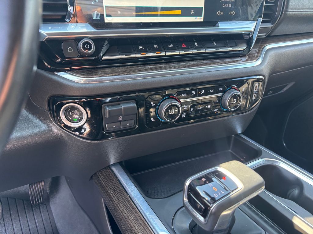 Used Car 2024 Chevrolet Silverado 1500  Lt Trail Boss For Sale Under $50,000 In Austin, Texas