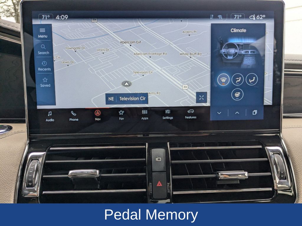 2024 Lincoln Navigator Premiere