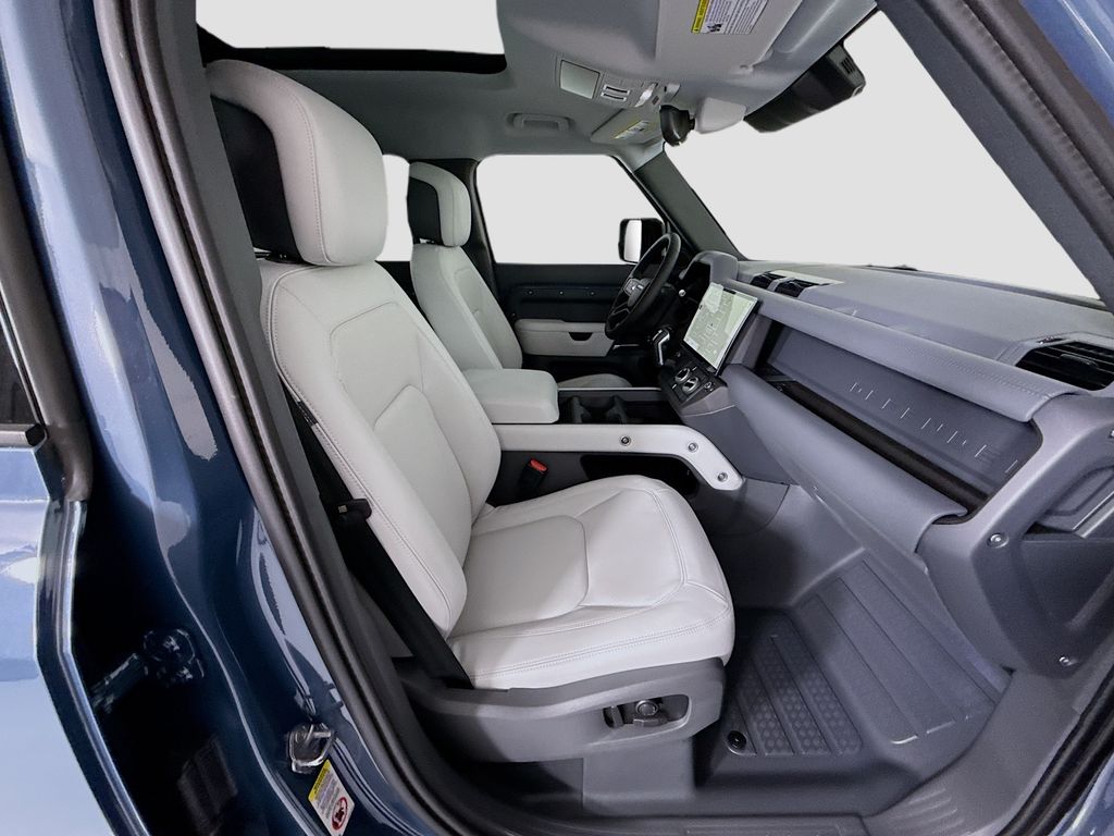 Thumbnail: 2026 Land Rover Defender - 22