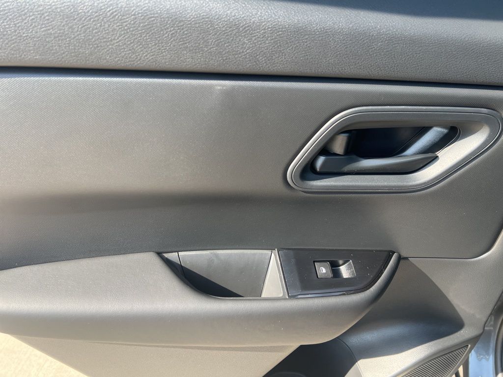 2025 Gun Metallic Nissan Rogue S FWD SUV