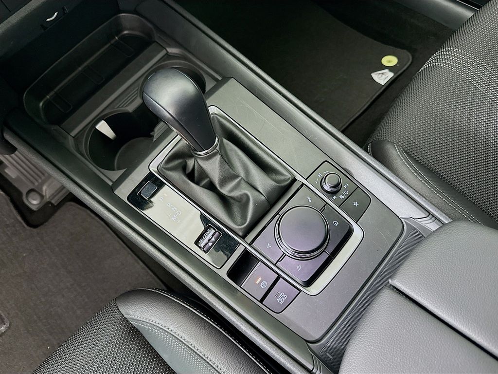 Thumbnail: 2025 Mazda CX-50 - 16