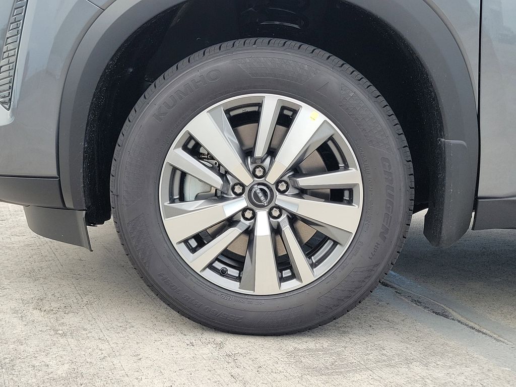 new 2026 Nissan Pathfinder car, priced at $38,174
