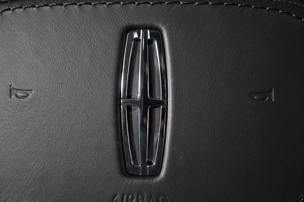 New 2026 Gray Lincoln Reserve image 33