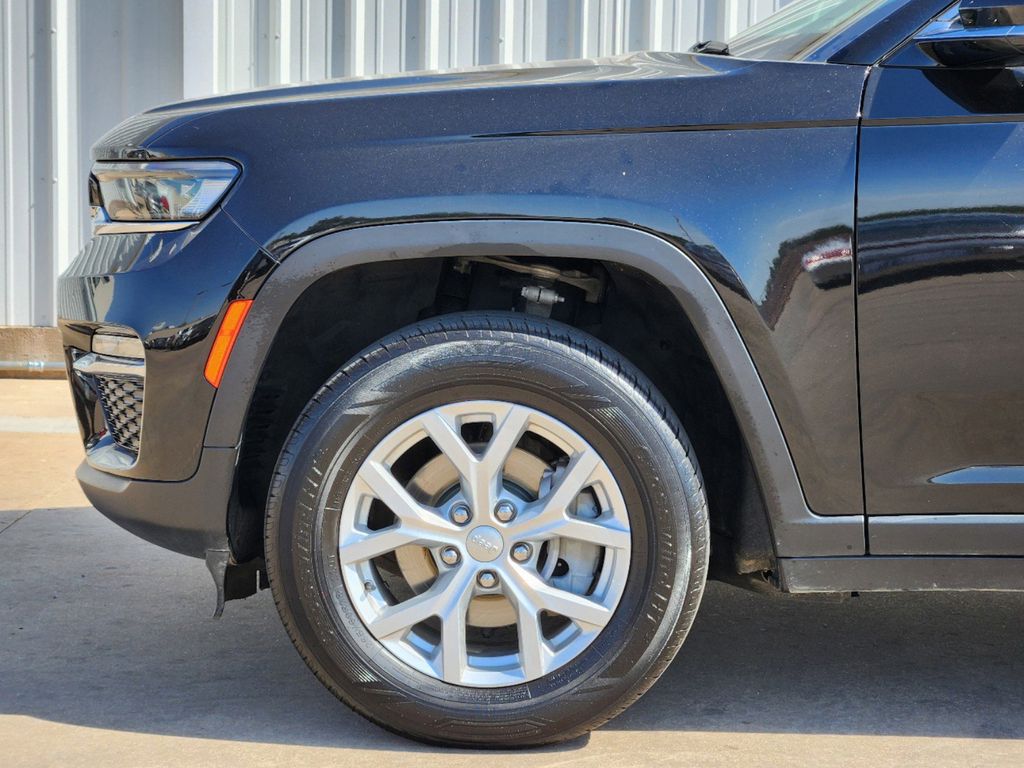 2023 Jeep Grand Cherokee Limited 8