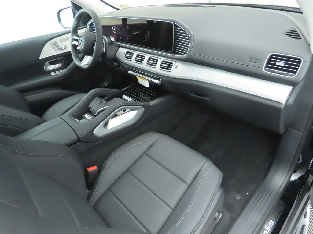 Thumbnail: 2026 Mercedes-Benz GLS - 20