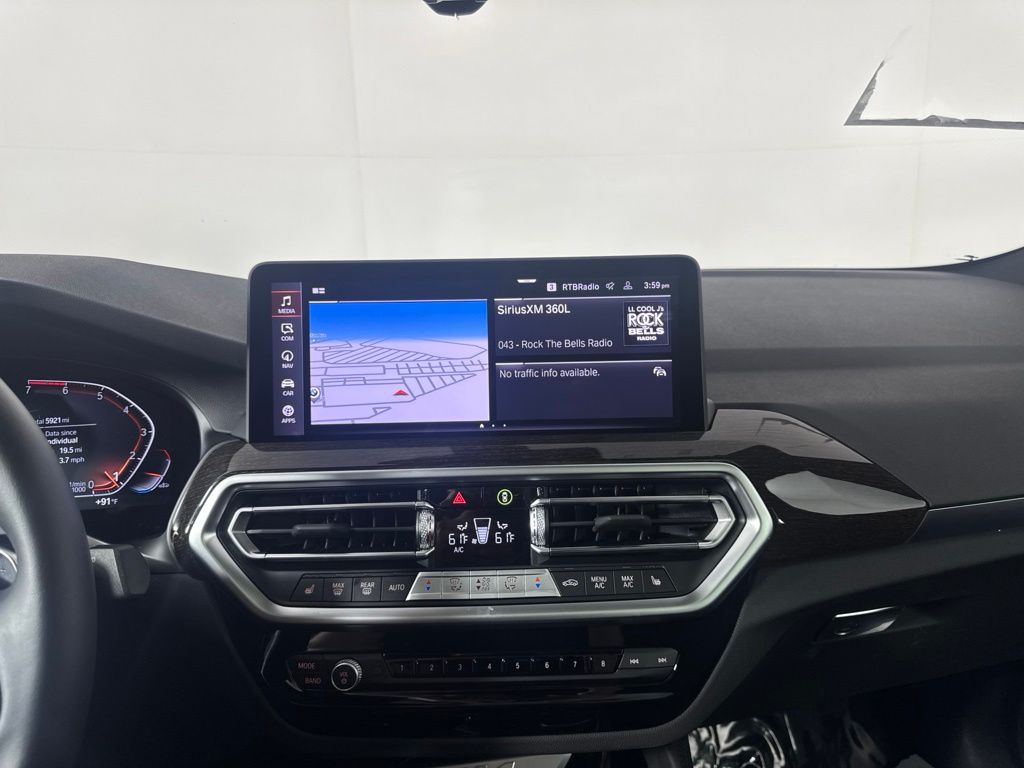 Thumbnail: 2025 BMW X4 - 20